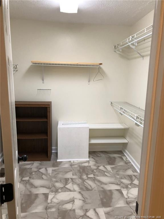 5530 Robmont Dr, Fayetteville, NC 28306