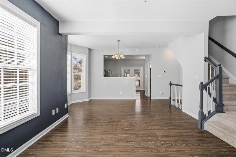 5531 Crabtree Park Ct, Raleigh, NC 27612