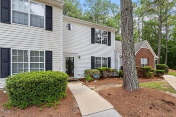 5531 Fieldcross Ct, Raleigh, NC 27610