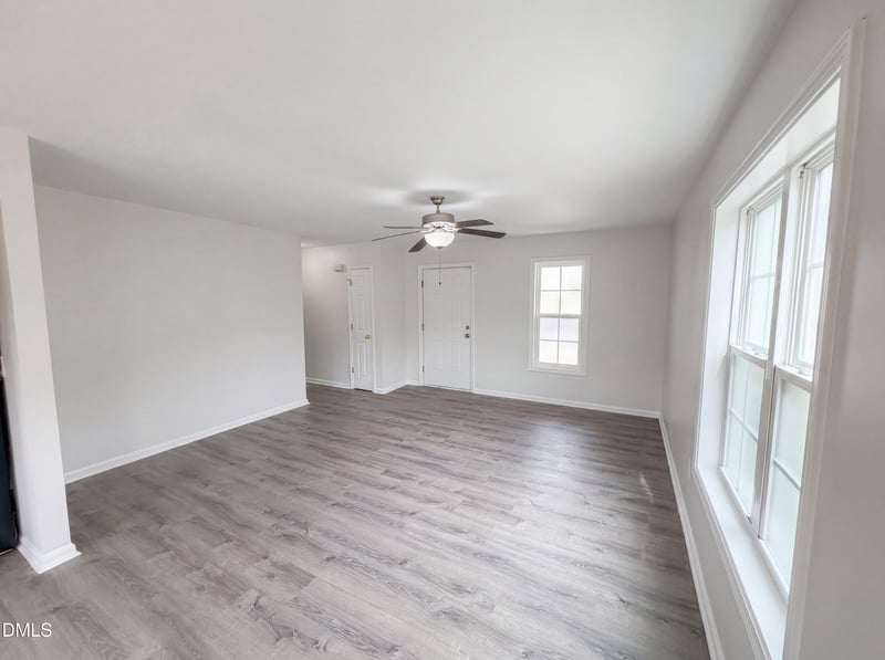 5532 Neuse View Dr, Raleigh, NC 27610