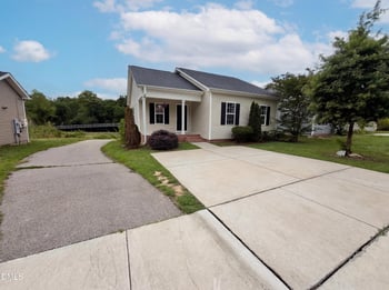 5532 Neuse View Dr, Raleigh, NC 27610
