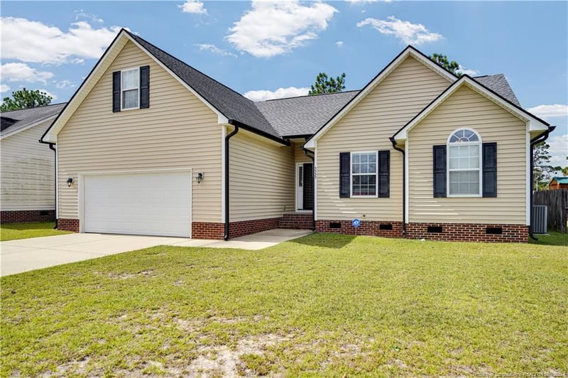 5532 Thackeray Dr, Fayetteville, NC 28306