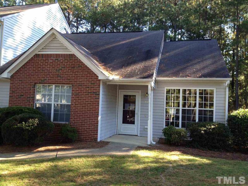 5533 Fieldcross Ct, Raleigh, NC 27610