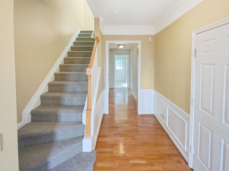 5533 Red Robin Rd, Raleigh, NC 27613