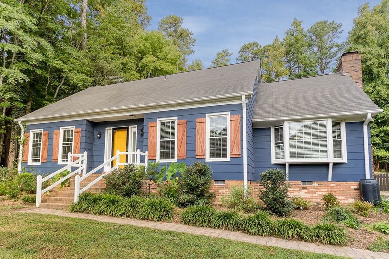 5536 Inverness Dr, Durham, NC 27712
