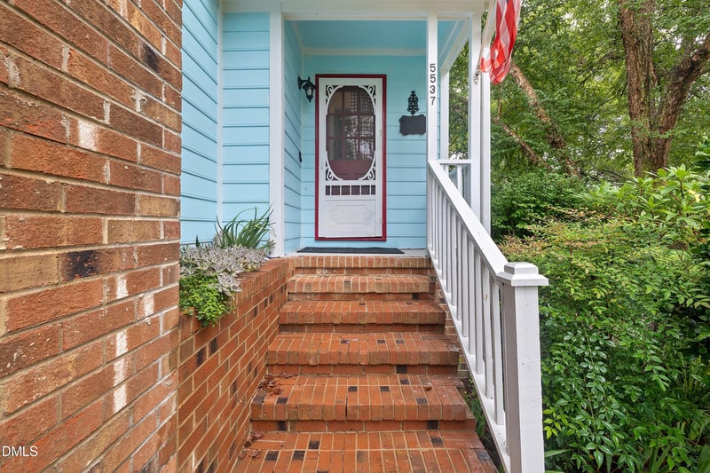 5537 Dunallie Dr, Fuquay Varina, NC 27526