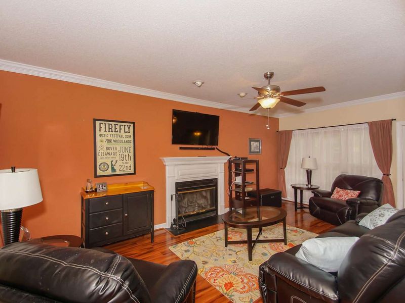5537 Millrace Trl, Raleigh, NC 27606