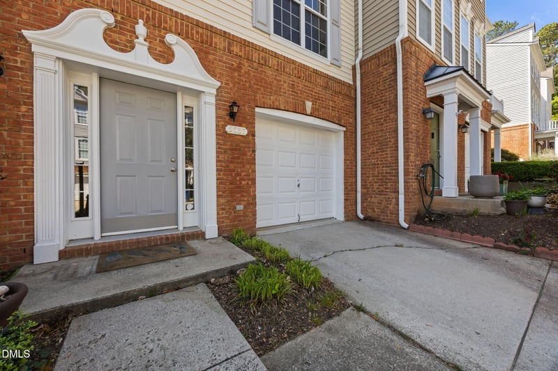 5537 Red Robin Rd, Raleigh, NC 27613