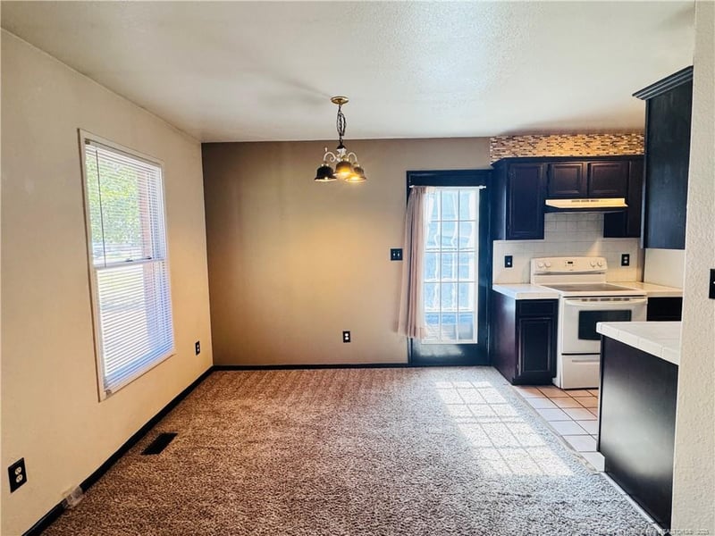 5539 Robmont Dr, Fayetteville, NC 28306