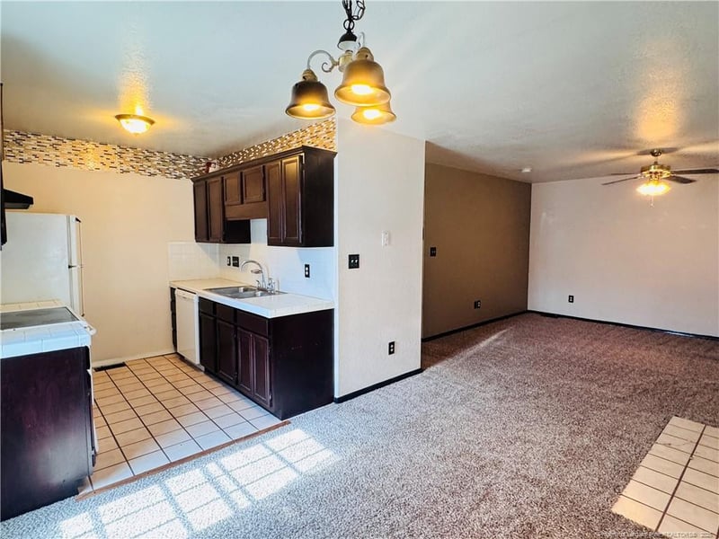 5539 Robmont Dr, Fayetteville, NC 28306