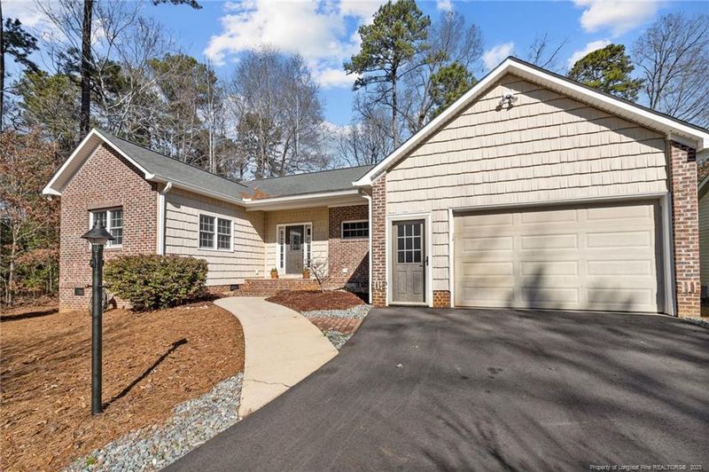 554 Argyll Dr, Sanford, NC 27332
