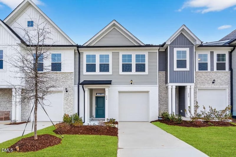 554 Barrington Row Ave, Zebulon, NC 27597
