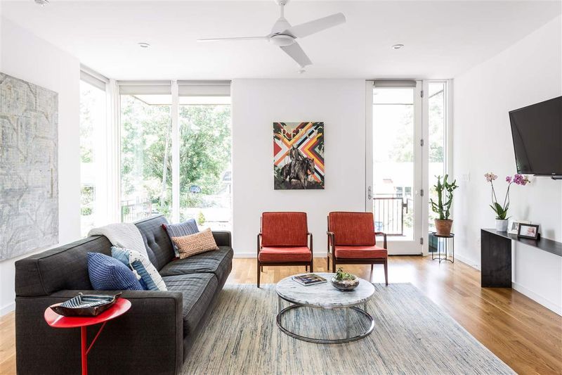 554 E Edenton St, Raleigh, NC 27601