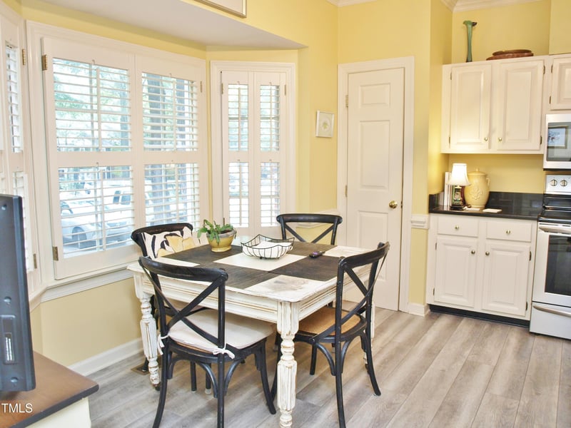 554 Weathergreen Dr, Raleigh, NC 27615