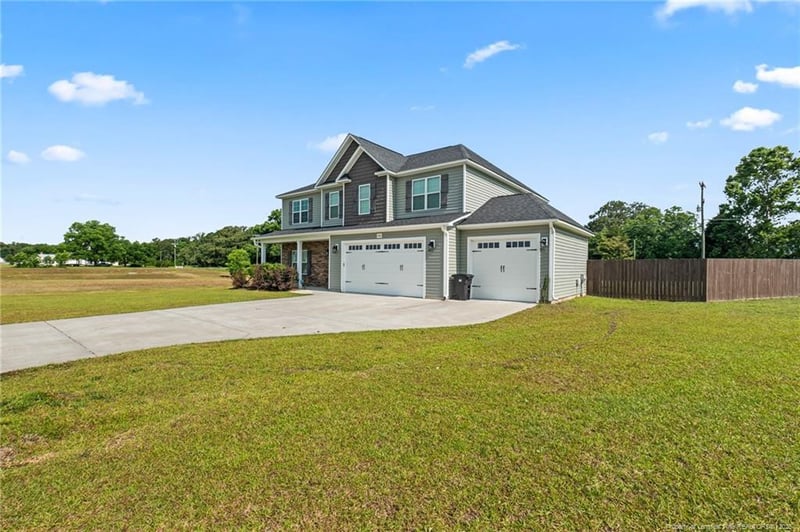 5540 Mountain Run Dr, Hope Mills, NC 28348