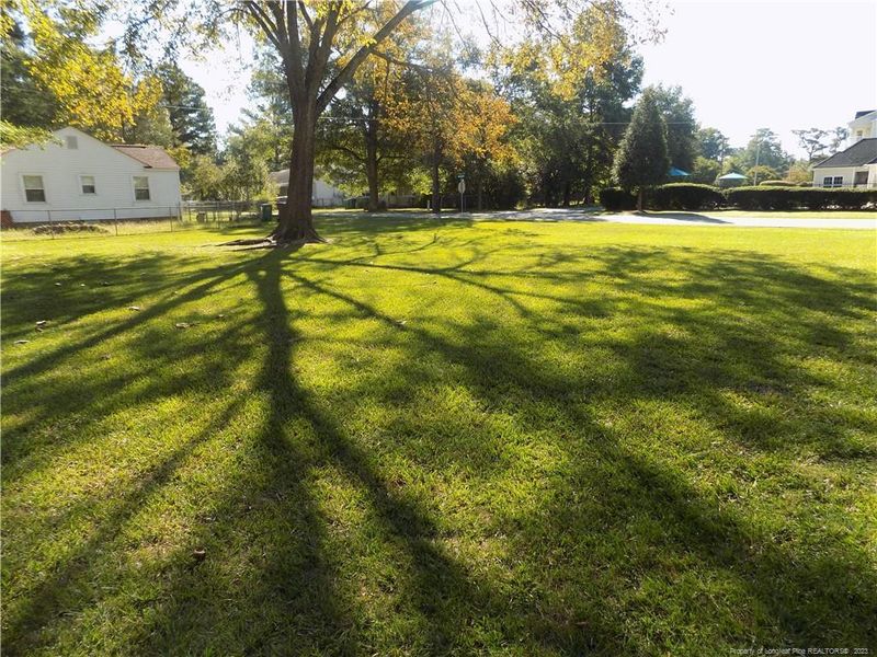 5542 Cross St, Hope Mills, NC 28348