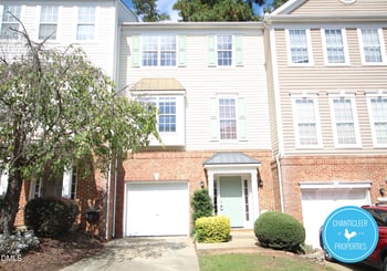 5542 Red Robin Rd, Raleigh, NC 27613