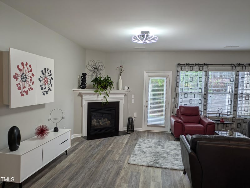 5543 Nur Ln, Raleigh, NC 27606