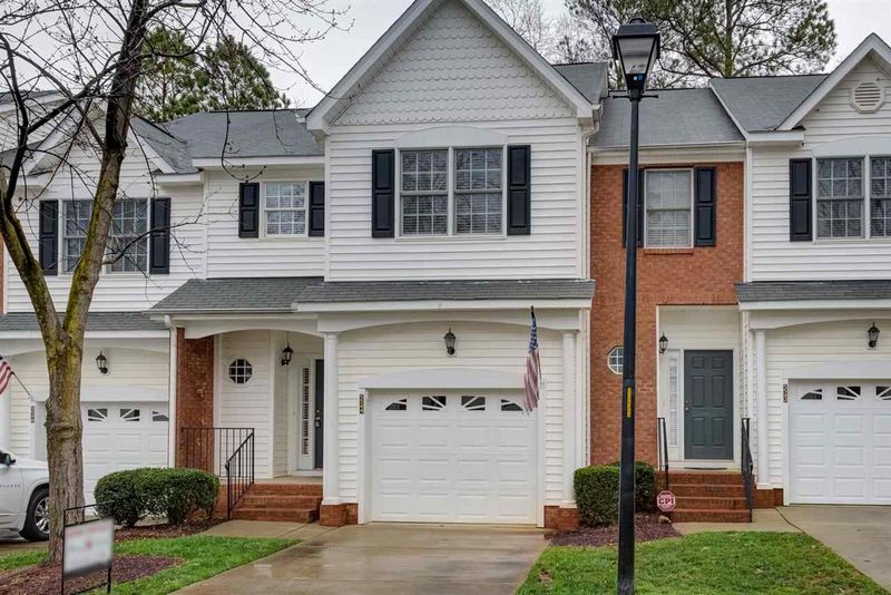 5544 Sea Daisy Dr, Raleigh, NC 27607