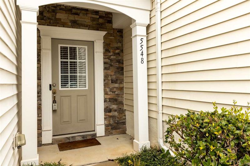 5548 Berry Creek Cir, Raleigh, NC 27613