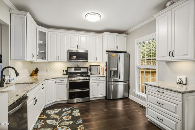 5548 Red Robin Rd, Raleigh, NC 27613