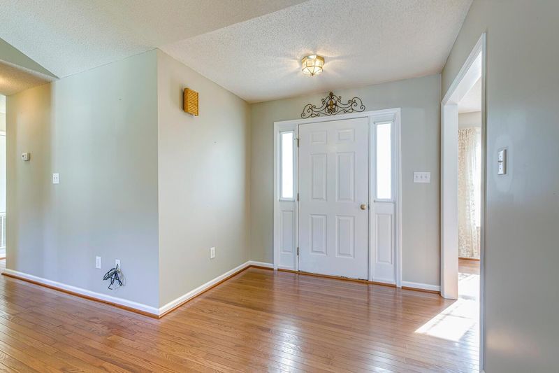 5548 Sandy Trail Dr, Knightdale, NC 27545