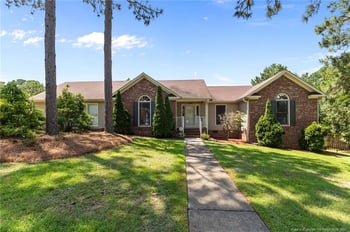 5549 Lockridge Rd, Fayetteville, NC 28311
