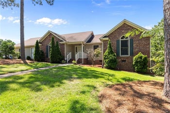 5549 Lockridge Rd, Fayetteville, NC 28311