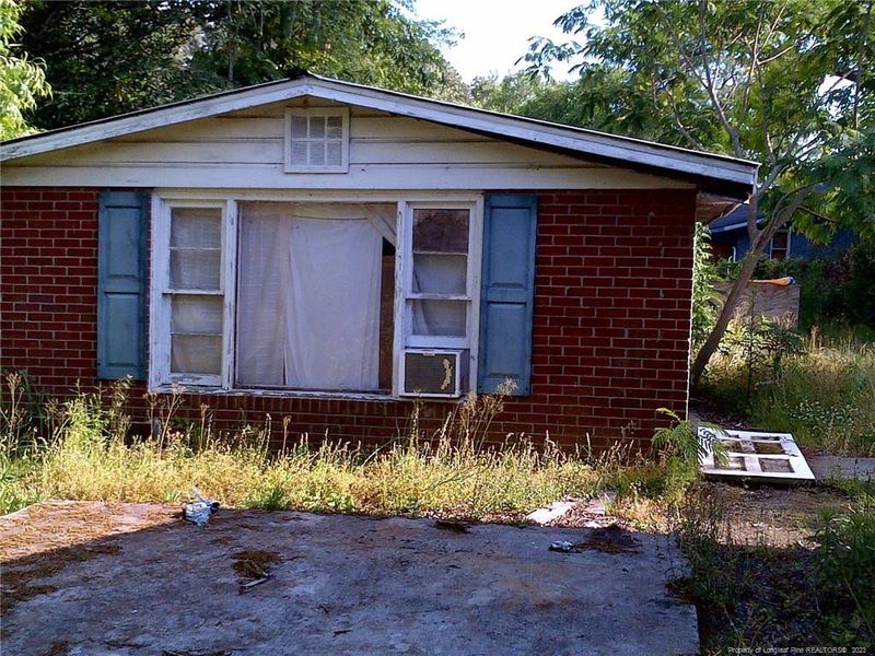 5549 River Rd, Hope Mills, NC 28348