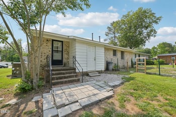 555 Dacian Rd, Raleigh, NC 27610