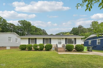 555 Dacian Rd, Raleigh, NC 27610