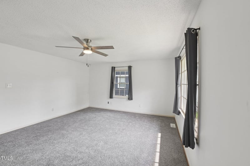 555 Dacian Rd, Raleigh, NC 27610