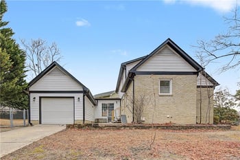 5550 Hedrick Dr, Fayetteville, NC 28303