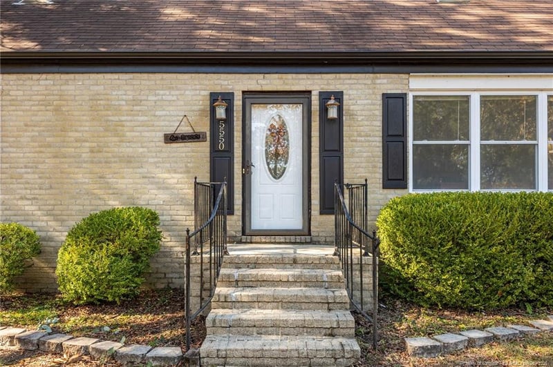 5550 Hedrick Dr, Fayetteville, NC 28303