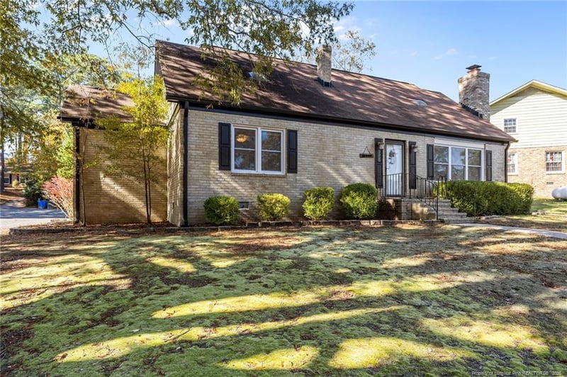 5550 Hendrick Dr, Fayetteville, NC 28303