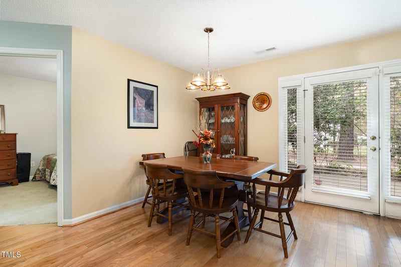 5557 Fieldcross Ct, Raleigh, NC 27610