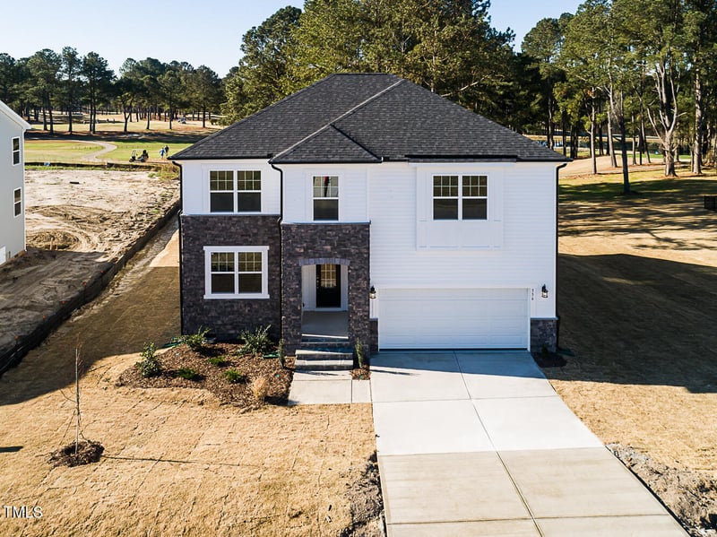 556 Barbour Farm Ln, Four Oaks, NC 27524