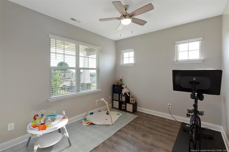 556 Executive Dr, Lillington, NC 27546