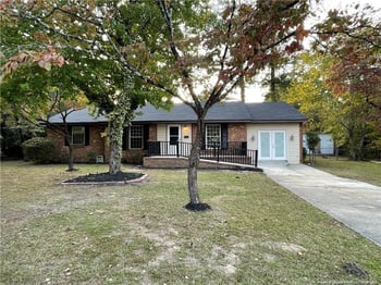556 Waterbury Dr, Fayetteville, NC 28311