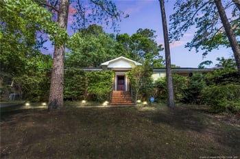5560 Hedrick Dr, Fayetteville, NC 28303