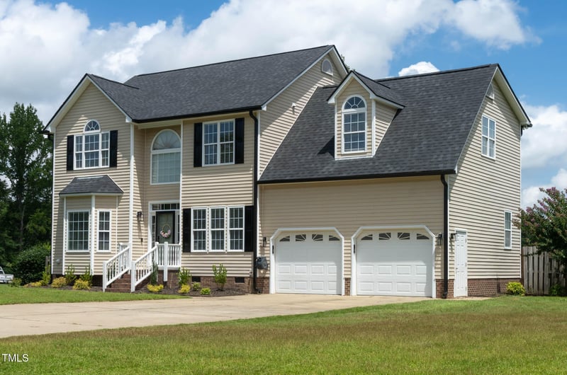 5564 Spence Plantation Ln, Holly Springs, NC 27540