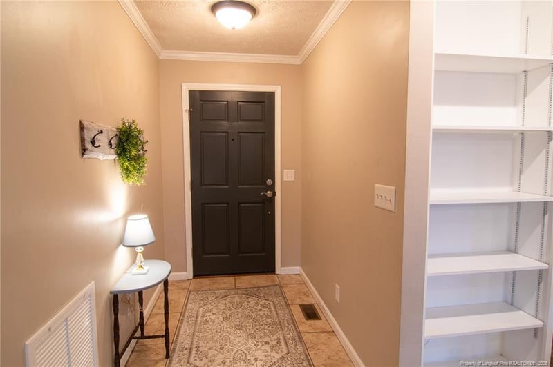 5567 Whithorn Ct, Fayetteville, NC 28311