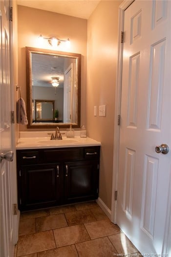 5567 Whithorn Ct, Fayetteville, NC 28311