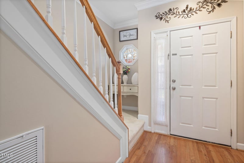 5569 Sea Daisy Dr, Raleigh, NC 27606