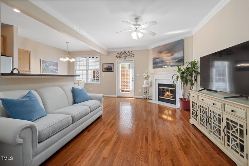 5569 Sea Daisy Dr, Raleigh, NC 27606