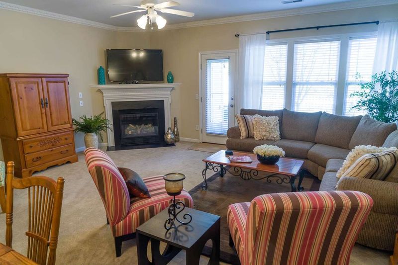 5570 Nur Ln, Raleigh, NC 27606