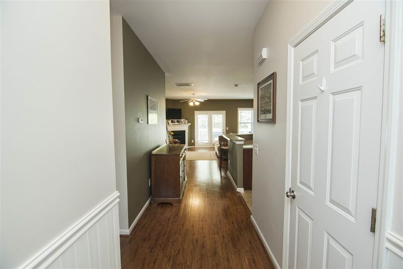 5572 Nur Ln, Raleigh, NC 27606