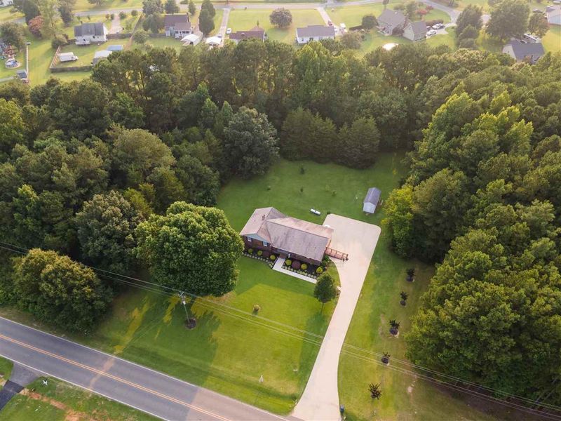 5574 Raleigh Rd, Benson, NC 27504