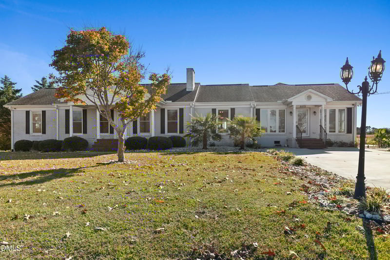 5575 Straw Pond School Rd, Dunn, NC 28334