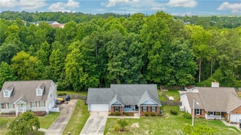 5579 Linkwood Dr, Fayetteville, NC 28311